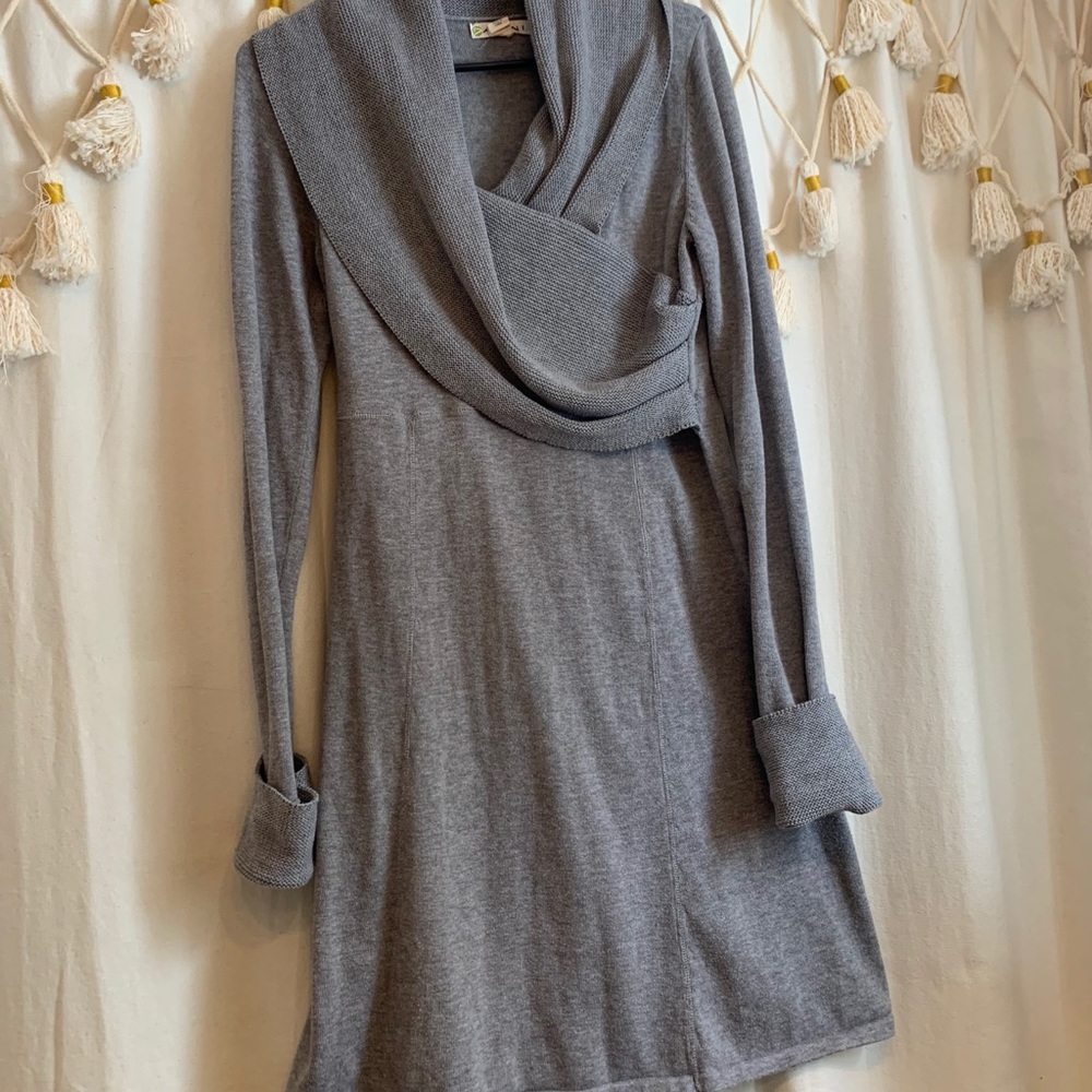 Dakini sweater dress
